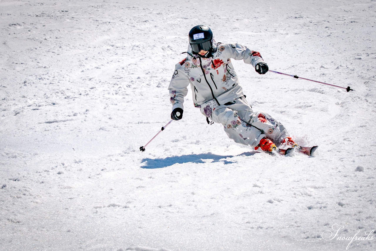 キロロリゾート｜ポカポカ陽気で絶好の春スキー日和♪こんな日は、みんなで思いっきり春雪を満喫しましょう！